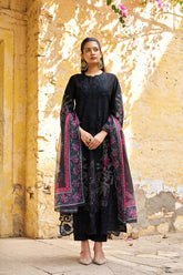 Embroidered 3pc salwar suit- Black