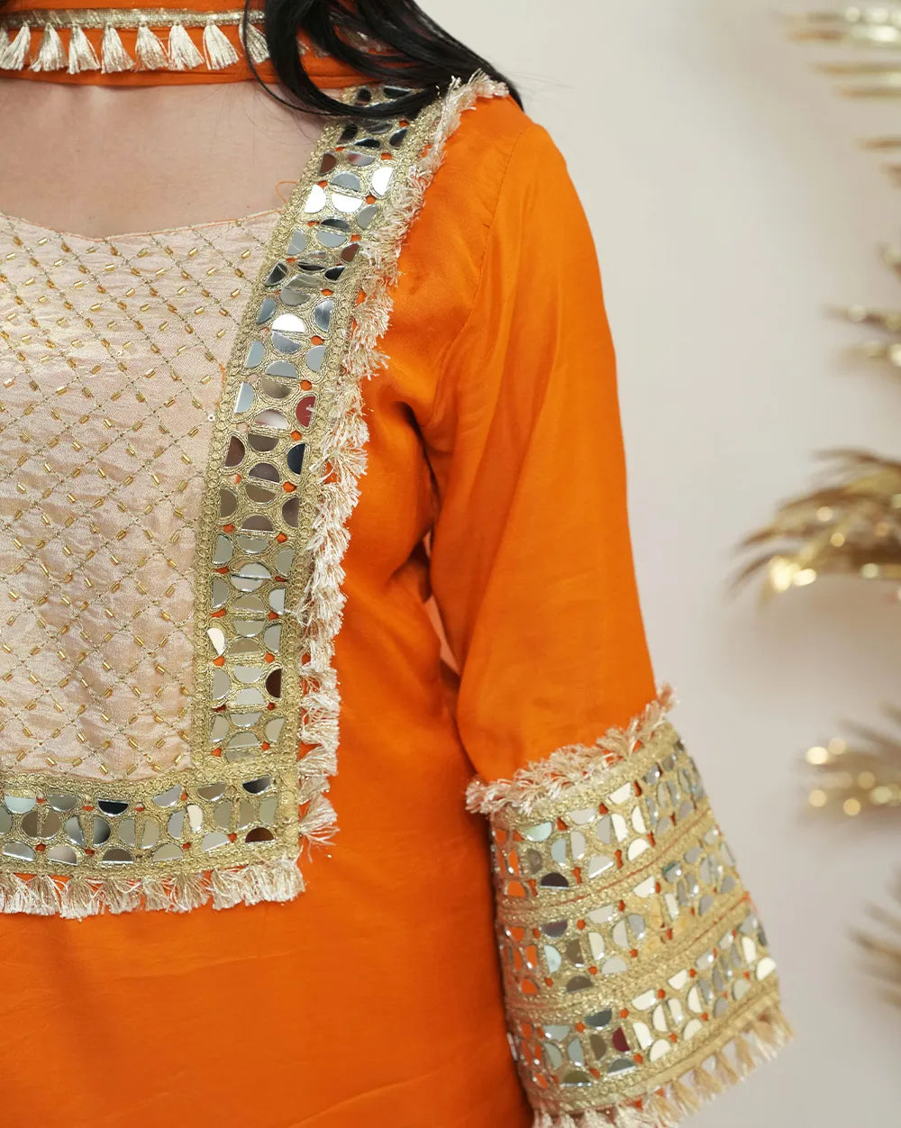 Fanta shade square heavy mirror yoke salwar suit