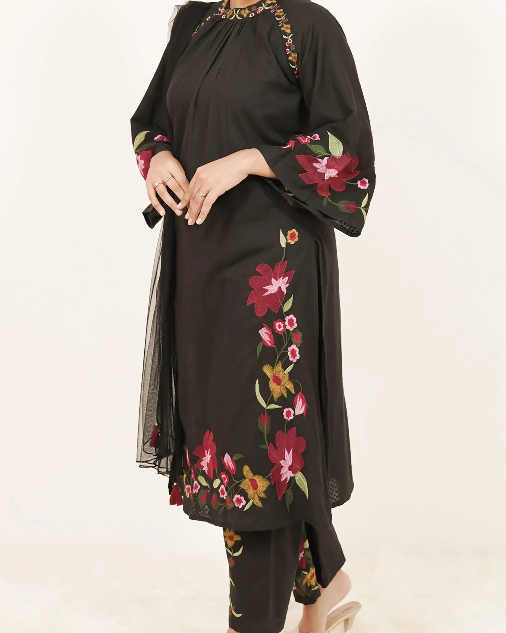 Embroidered 3Pc Salwar Suit