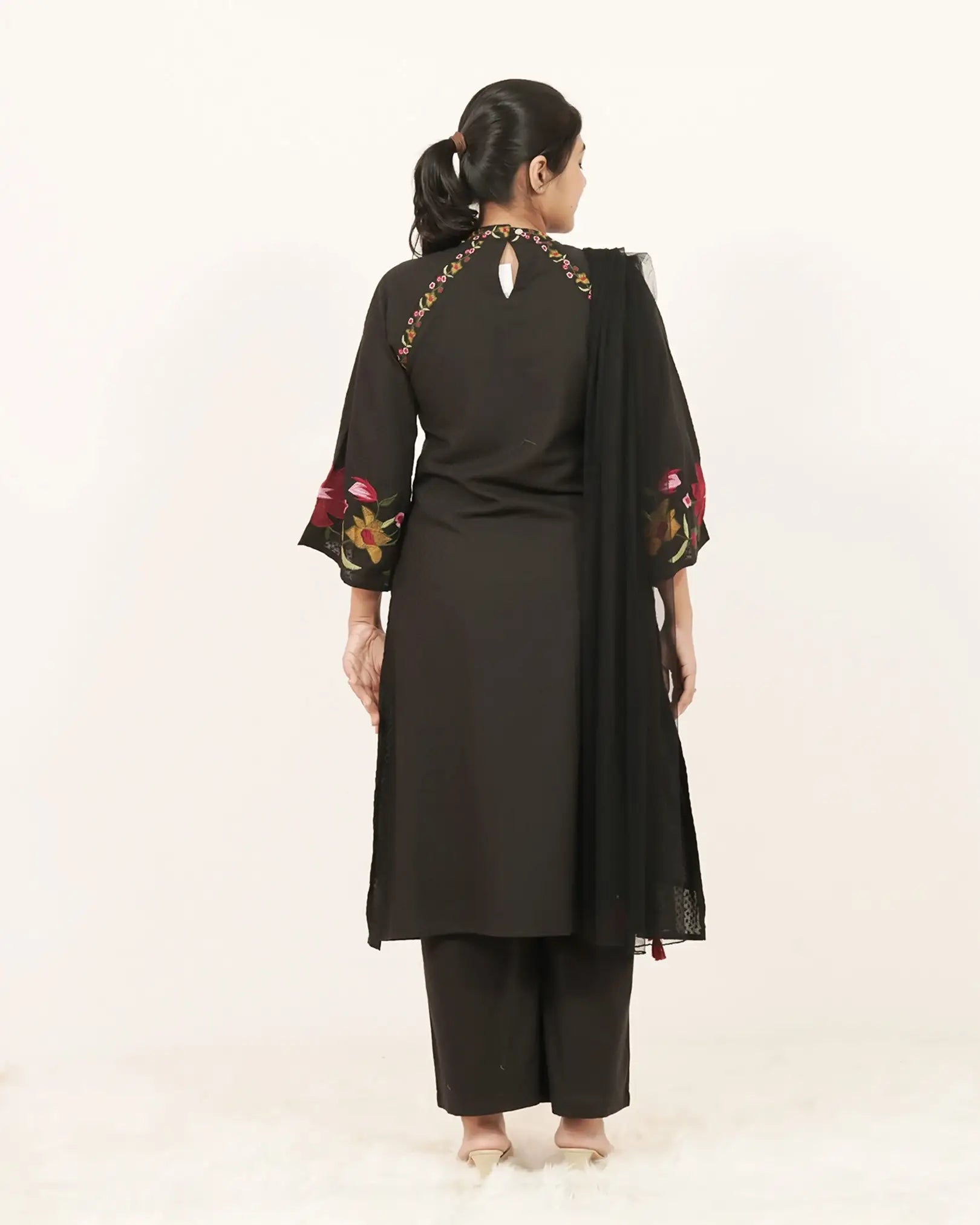 Embroidered 3Pc Salwar Suit