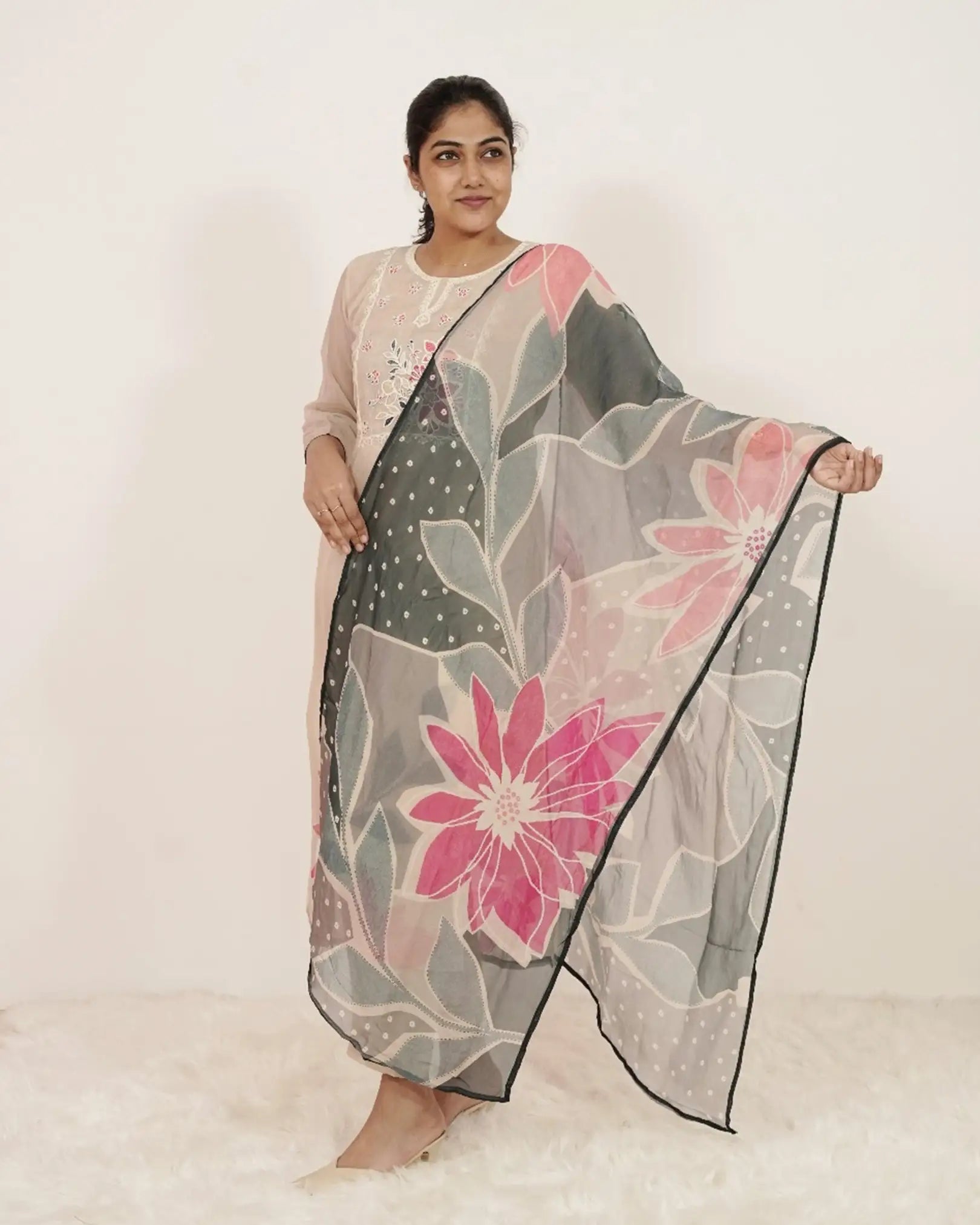 Embroidered 3Pc Salwar Suit