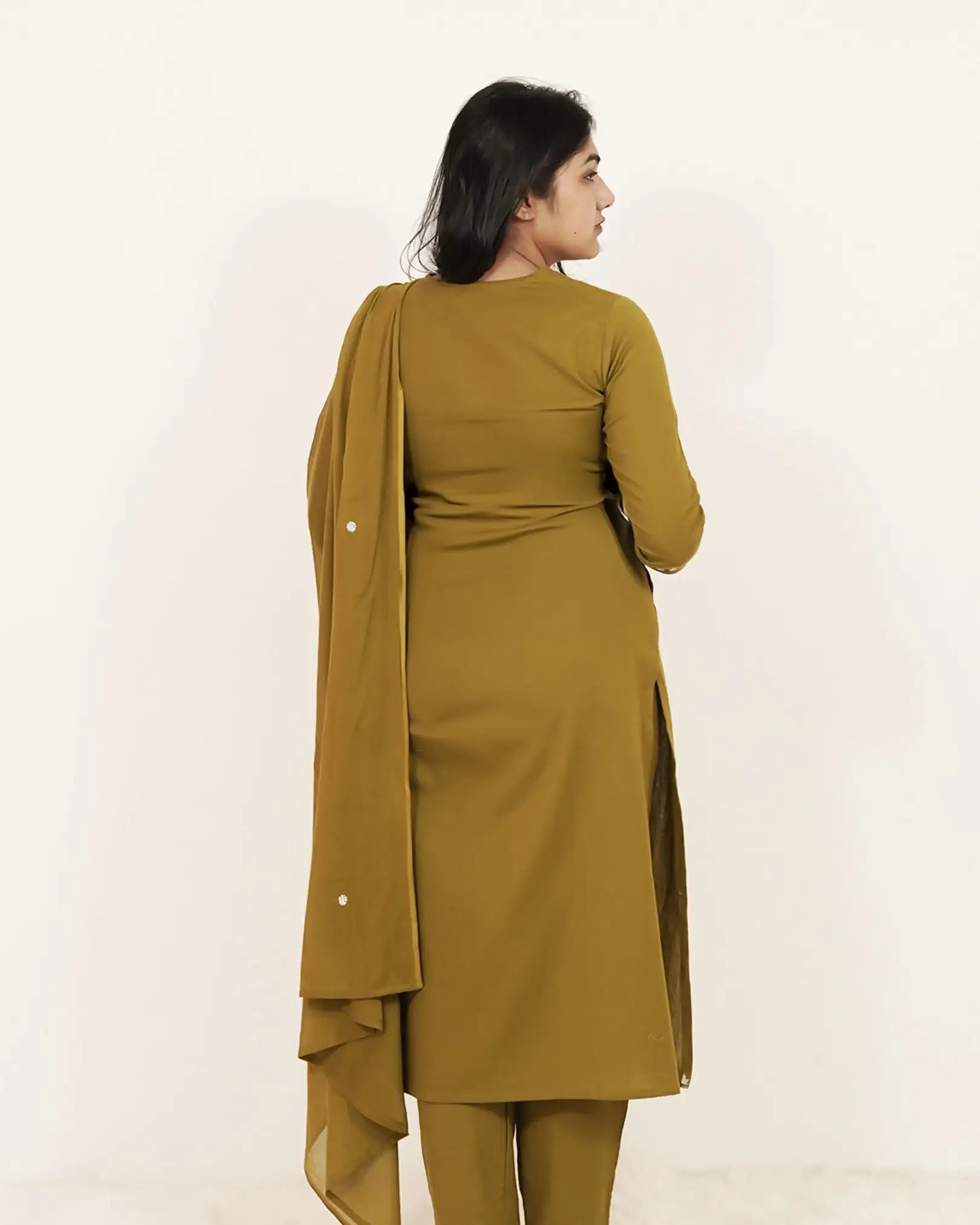 Embroidered 3Pc Salwar Suit with Pockets