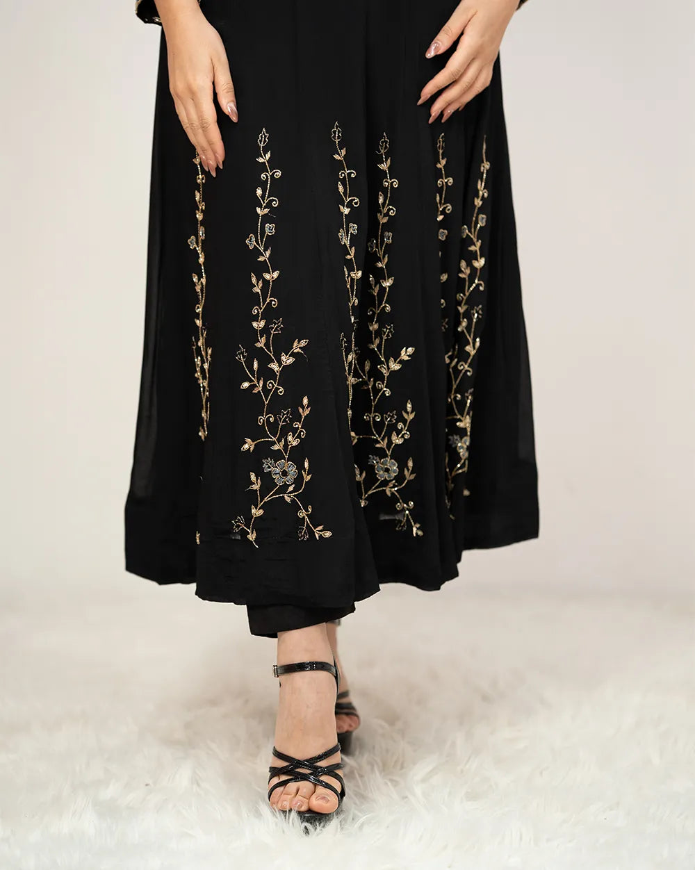 Handworked V-neck chinon anarkali- black