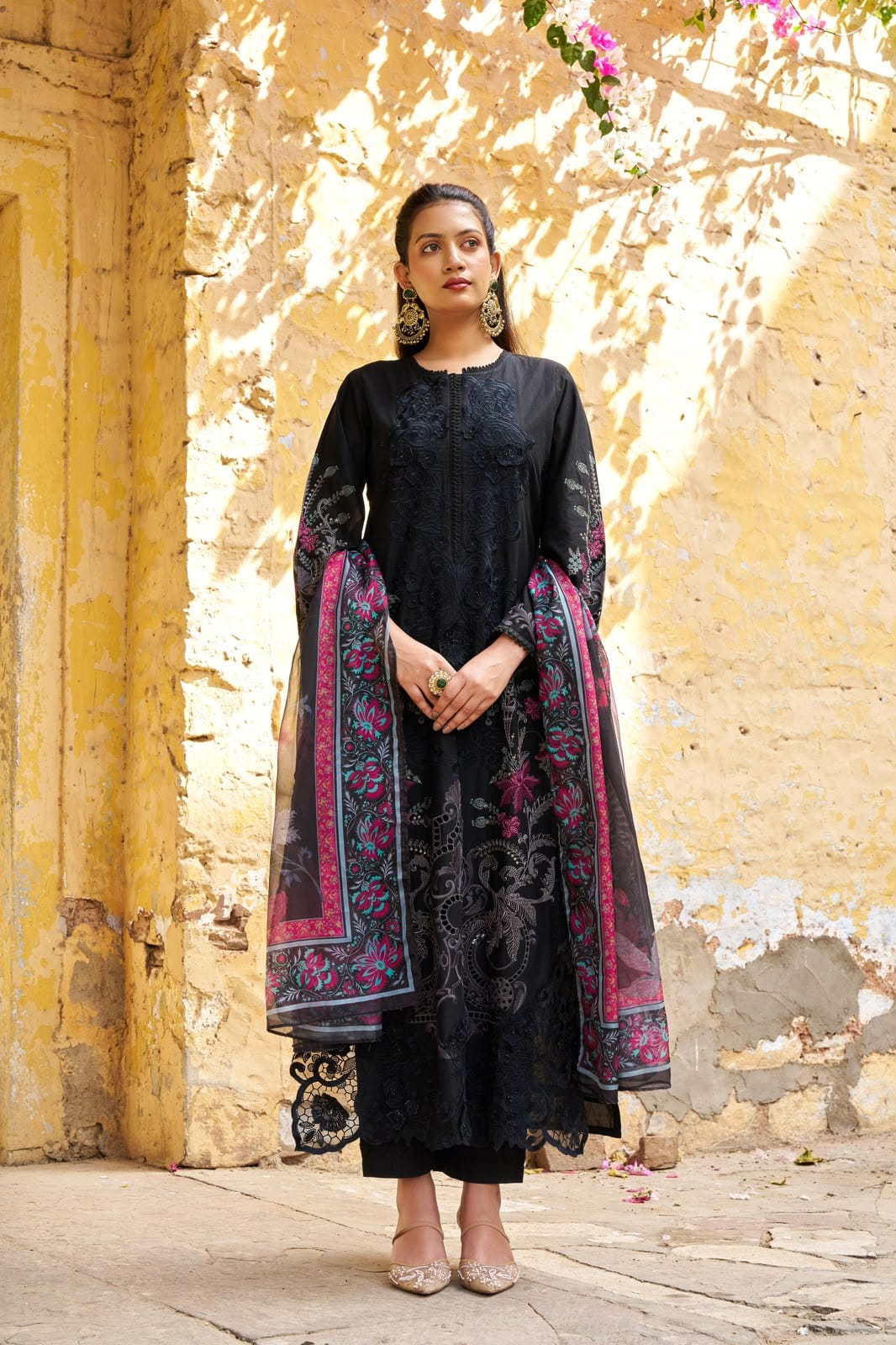 Embroidered 3pc salwar suit- Black
