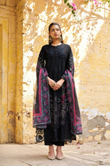 Embroidered 3pc salwar suit- Black