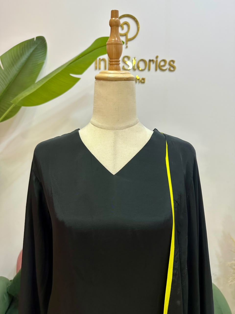 Golden Zari & Fluorescent Yellow Contrast A-Line Suit – Black