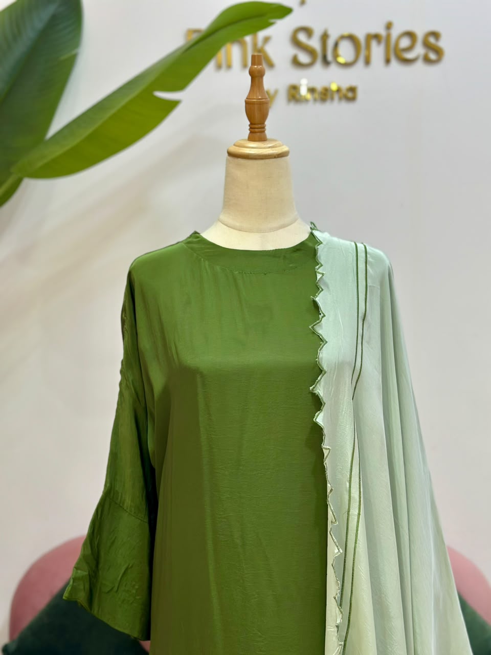 Mehndi Green Kaftan Suit with Pastel Green Contrast Dupatta